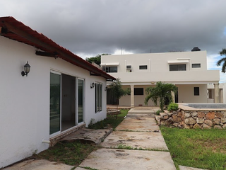Residencia con Terreno Excedente (1.000mts2) en Benito Juarez Norte,Merida