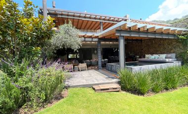 Casa en venta en Puerta del Lago, Valle de Bravo