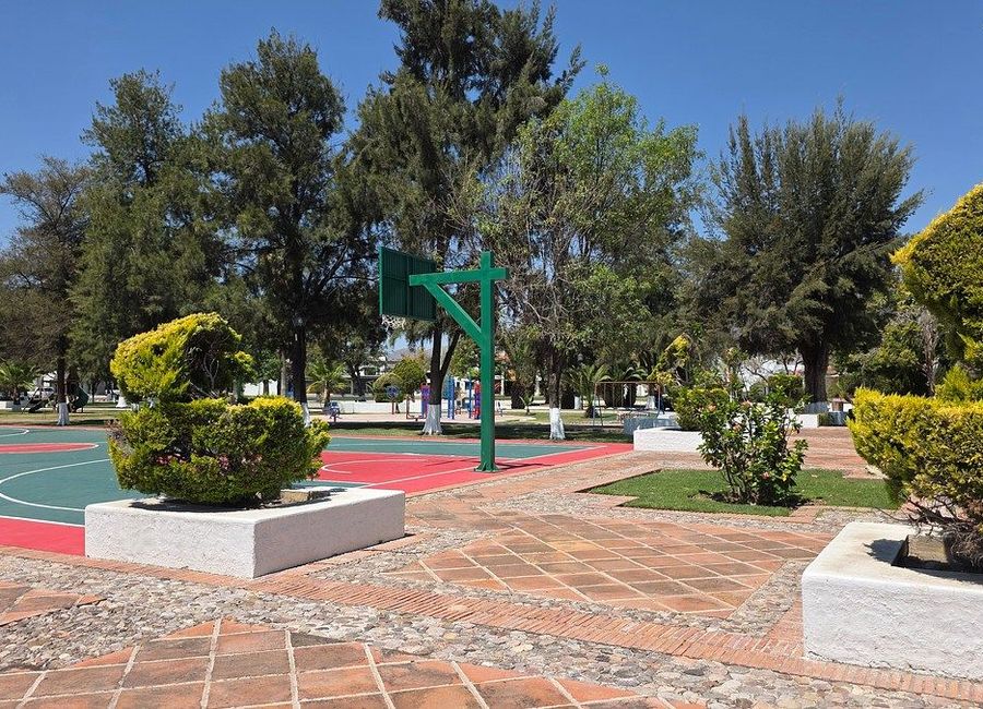 place photo 48