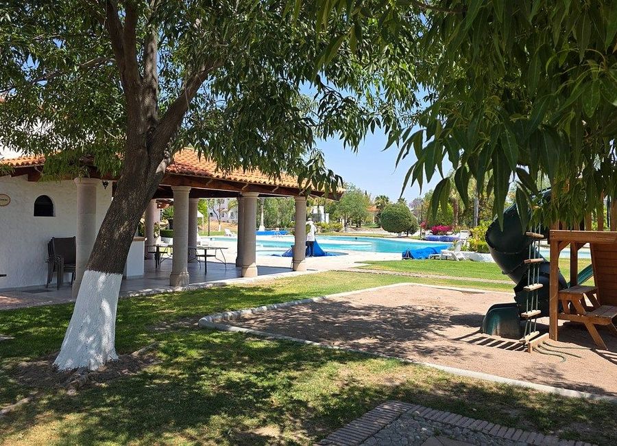 place photo 47
