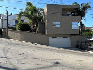 CASA EN VENTA EN CHAPULTEPEC TIJUANA