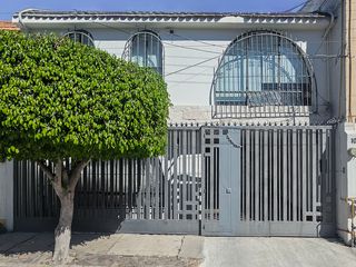 CASA REMODELADA EN TEQUIS