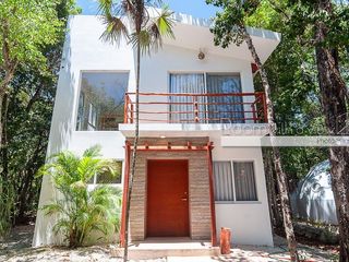 Casa Muuch - El Santuario