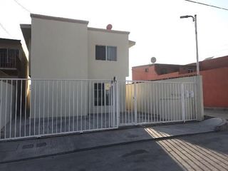 Departamento en RENTA amueblado 1er piso Fracc. Acapulco