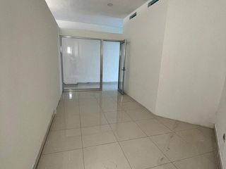 Local en Buenavista Merida Plaza Coba en Planta Baja