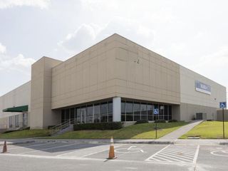 Bodega Industrial en Reynosa, Tam. de 2,067 m2 con iluminación LED y altura libre: 7.95 m