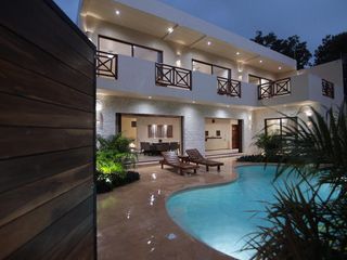 Casa en Tulum con 5 habs. tipo lock-off y alberca privada en Distrito La Selva