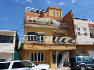 OFICINA AMUEBLADA EN RENTA, EN EDIFICIO