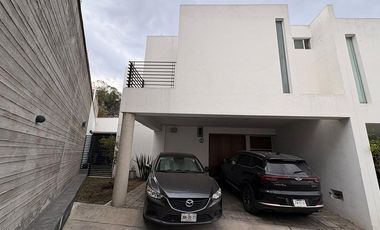 CASA EN COTO EN VENTA EN CD. GRANJA