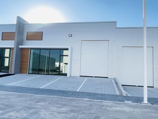 Bodega Industrial en Renta de 190m2 en 19,000 frente al Parque Industrial Queretaro. GPS