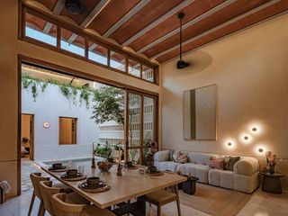 "Casa Caracol" en esquina en venta en el Centro Histórico de Mérida