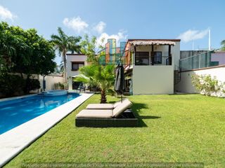 CASA EN VENTA CON ALBERCA, JARDIN Y 5 RECAMARAS EN CAMPESTRE