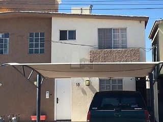 CASA SOLA EN VENTA