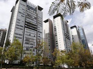 Se vende precioso departamento de 2 recamaras + cuarto de servicio en Infiniti Santa Fe