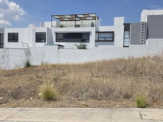 Terreno en Venta en Fraccionamiento privado con casa club y canchas multideportivas