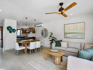 Casa en venta en Puerto Vallarta | 4 Recámaras + Estudio y Terreno Excedente