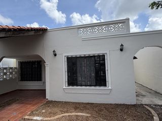 Casa en renta en Mérida,  Montealbán
