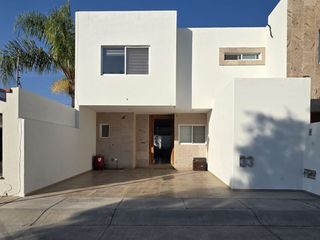 Casa en venta en Aguascalientes zona Norte Poniente - La Querencia