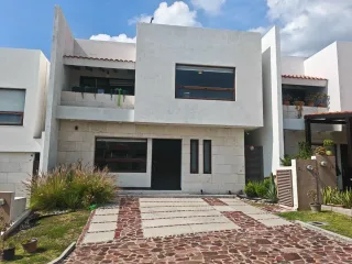 Casa en renta en Altozano el Nuevo Querétaro, Querétaro, Querétaro