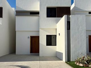 VENTA DE CASA EN PRIVADA SANTA JULIA EN LA PAZ BAJA CALIFORNIA SUR
