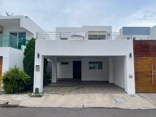 CASA EN VENTA  EN CARPATOS EN VALLE ALTO EN CULIACAN SINALOA