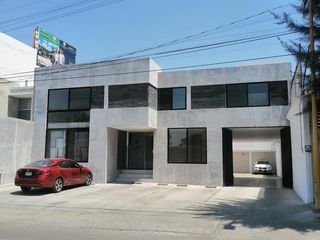 RENTA OFICINAS EN JARDINES DE LA CONCEPCION AL NORTE DE LA CIUDAD MA