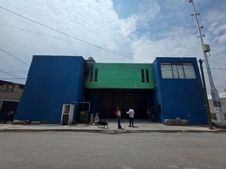 Bodega comercial en col. Reforma frente a sendero en renta o venta