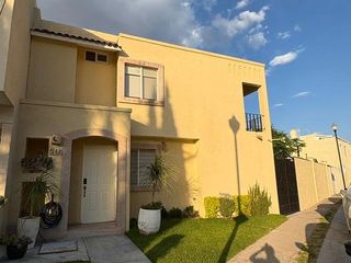 SE RENTA CASA EN LA RIOJA, AGUASCALIENTES.
