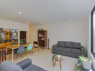 HERMOSO DEPARTAMENTO CON GRAN CONECTIVIDAD Y DISEÑO ÚNICO!