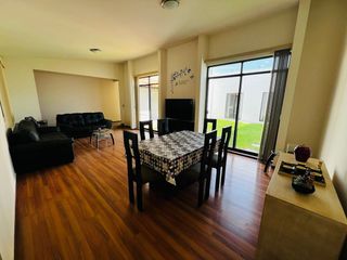 Casa de un piso en Rancho Santa Mónica