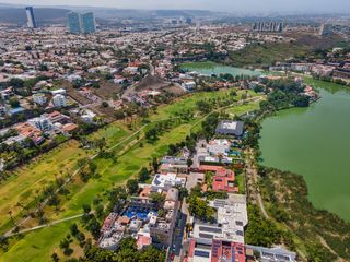 Casa Frente Al Club de Golf | Piedra, Madera y Arquitectura Única | Juriquilla