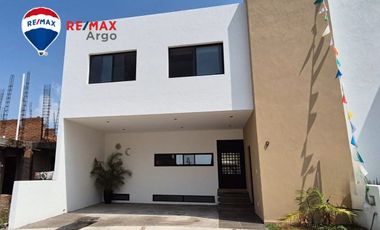 CASA EN VENTA VALLE TINTO RESIDENCIAL CORREGIDORA QUERETARO