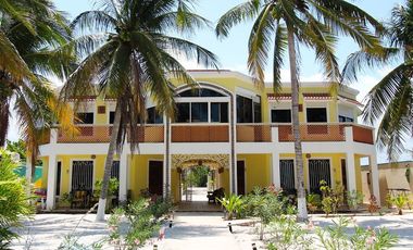 VENTA de Casa de 4 departamentos frente al mar en Celestún - HI2605473