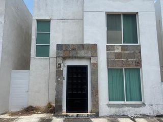 Casa en Venta en Fracc. Banus, Alvarado Veracruz. Cerca de plazas comerciales.