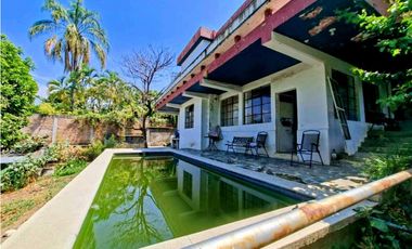 CASA PARA REMODELAR EN VENTA EN GUALUPITA CUERNAVACA