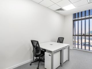 Alquiler de oficinas bellamente diseñadas para 1 persona en MONTERREY, Torre Obispado