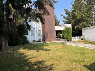 CASA SOLA CON USO DE SUELO COMERCIAL