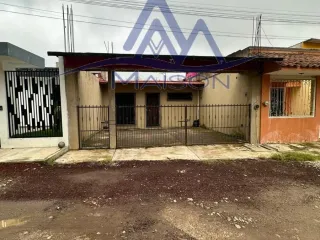 Casa En Venta En El Balsamo Quiebra Hacha, Coatepec, Veracruz. JX71