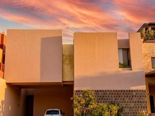 Venta Casa en "Las Ventanas Golf"  SMA