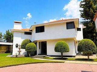 CASA EN RENTA JURICA CON ALBERCA EN PRIVADA