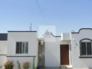 Casa en remate en Jardines de la Alianza, Monterrey, Nuevo León