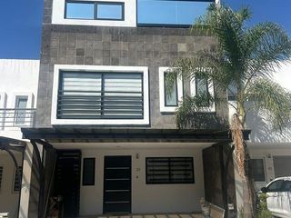 RENTO CASA AMUEBLADA EN FRACC LA ANTIGUA CEMENTERA ZONA MENTOS ATOYAC PUEBLA
