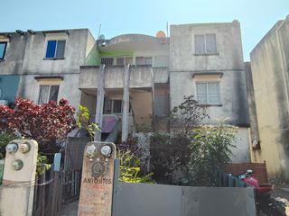 Departamento en 3er. piso en Fraccionamiento Lagos de Puente Moreno. Se entrega rehabilitado