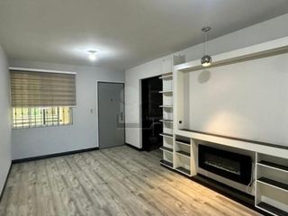 Departamento en 1er Nivel, Totalmente Remodelado y Equipado con Electrodomésticos.