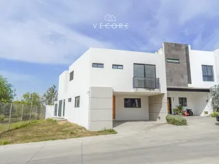 Casa en venta en Madeiras, Zapopan, Jalisco
