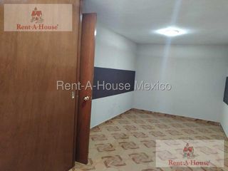 Casa en Renta en Iztacalco , Agricola Pantitlan RT 26-3284.