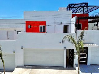 CASA EN VENTA EN ROSARITO ✨