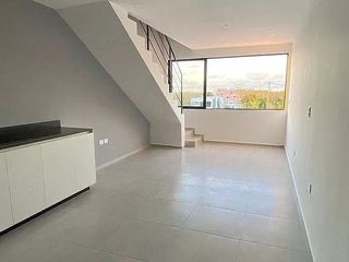 DEPARTAMENTO EN VENTA DE 2 PISOS EN MALTA, TEMOZÓN NORTE