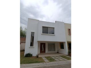 Casa en venta zona plaza San Diego Puebla