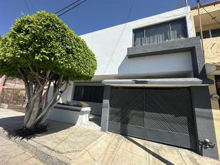Casa en venta a 4 minutos de himno nacional, San Luis Potosí
